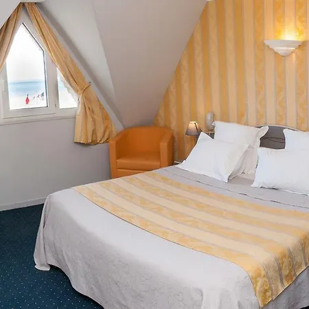 Hotel Logis Du Casino Restaurant Le Mathelia Vierville-sur-Mer