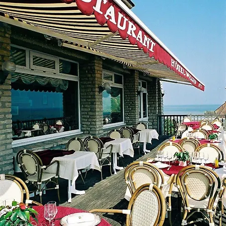 Logis Du Casino Restaurant Le Mathelia 3* ヴィエルヴィル・シュル・メール