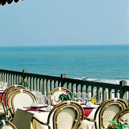 Hotel Logis Du Casino Restaurant Le Mathelia Vierville-sur-Mer