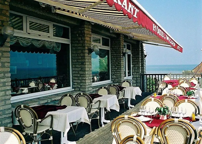 Logis Du Casino Restaurant Le Mathelia 3* Вьервиль-сюр-Мер